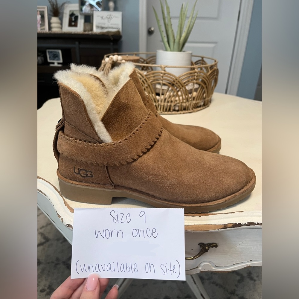 COPY - Ugg McKay boots